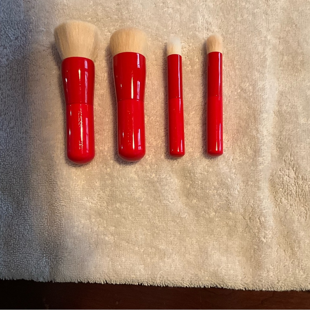 Westman Atelier set of 4 Travel brushes